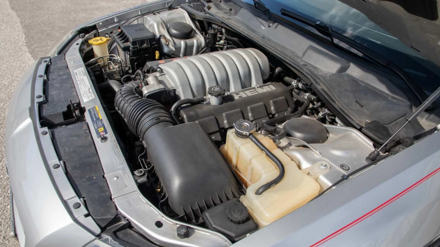 2006 Dodge Magnum SRT8 2nd Gen - Image 6 of 12