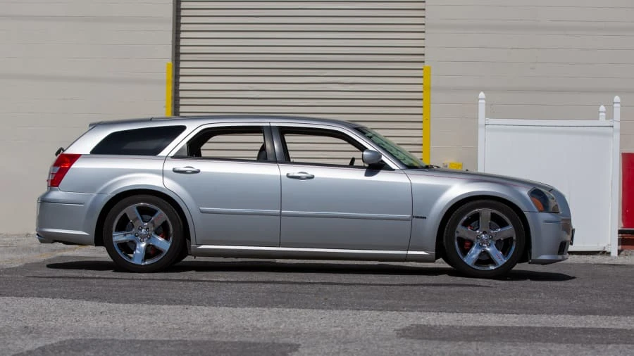 2006 Dodge Magnum SRT8 2nd Gen - Image 8 of 12