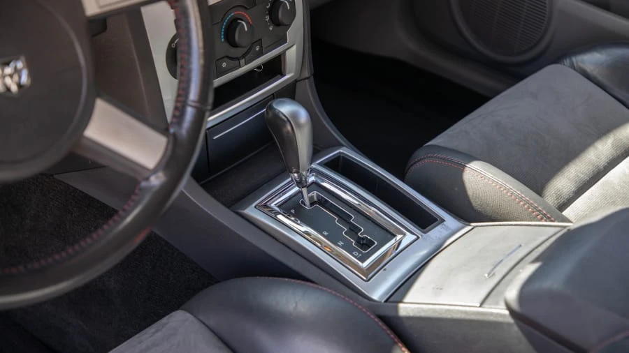 2006 Dodge Magnum SRT8 2nd Gen - Image 9 of 12