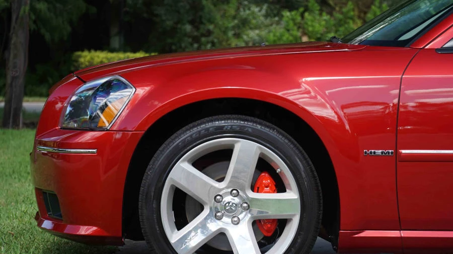 2006 Dodge Magnum SRT8 2nd Gen - Image 11 of 16