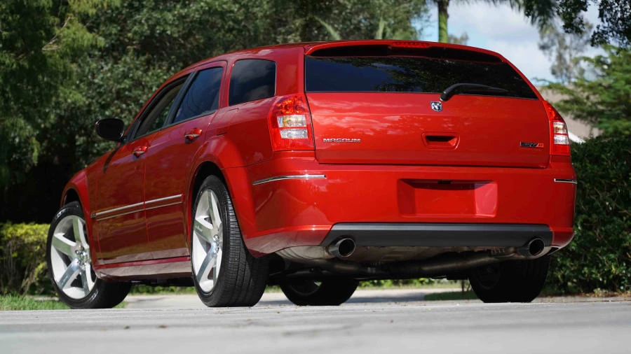 2006 Dodge Magnum SRT8 2nd Gen - Image 3 of 16