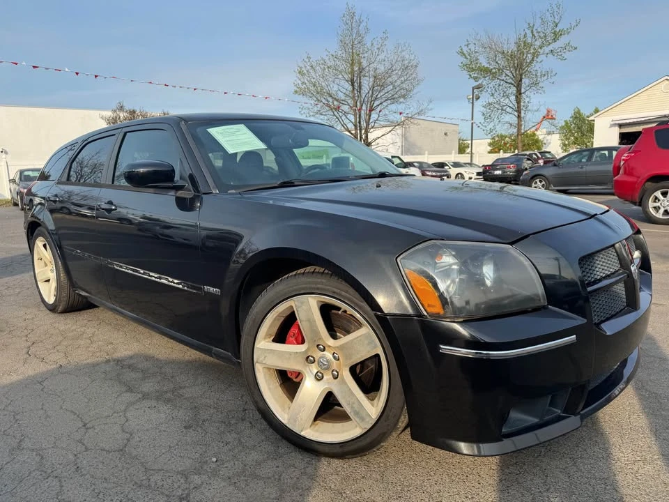 2006 Dodge Magnum SRT8 2nd Gen - Image 2 of 16