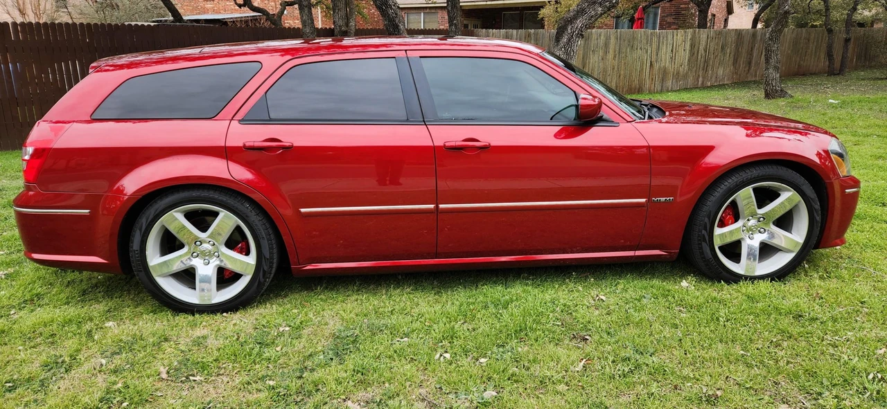 2006 Dodge Magnum SRT8 2nd Gen - Image 13 of 31