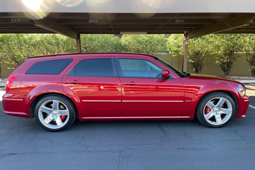 2006 Dodge Magnum SRT8 2nd Gen - Image 3 of 31