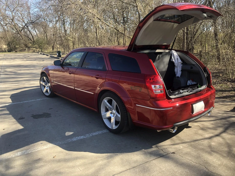 2006 Dodge Magnum SRT8 2nd Gen - Image 27 of 31