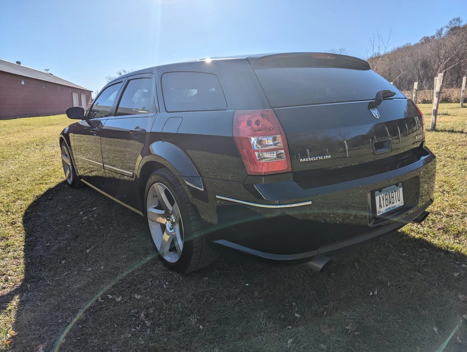 2006 Dodge Magnum SRT8 2nd Gen - Image 3 of 31