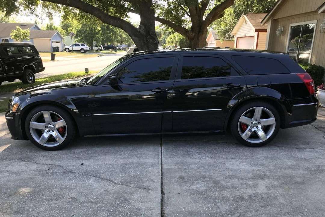 2006 Dodge Magnum SRT8 2nd Gen - Image 3 of 31