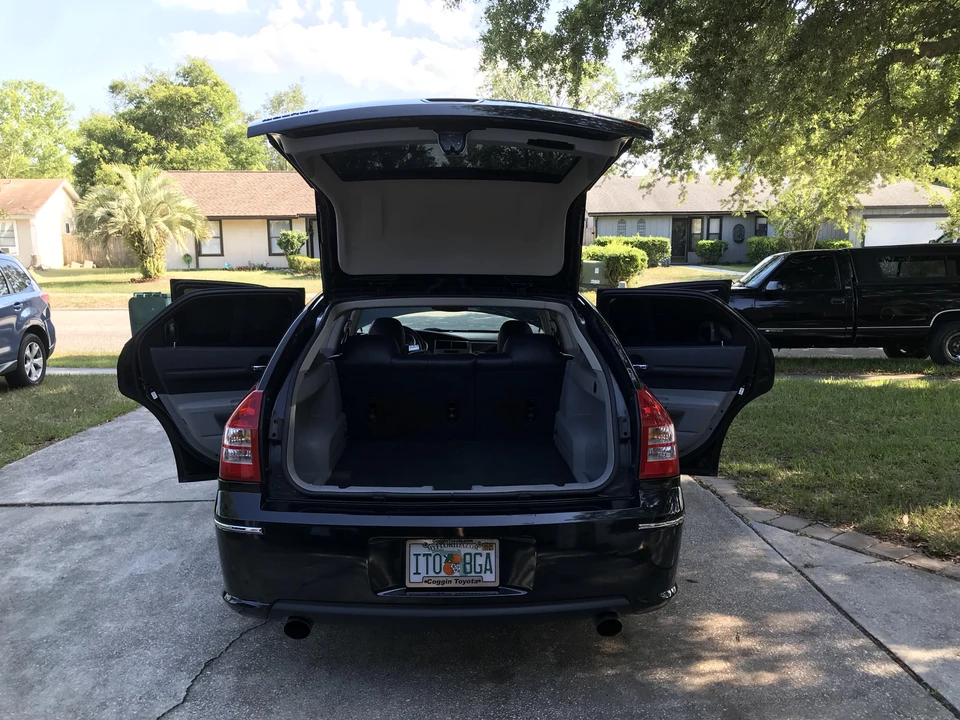 2006 Dodge Magnum SRT8 2nd Gen - Image 18 of 31