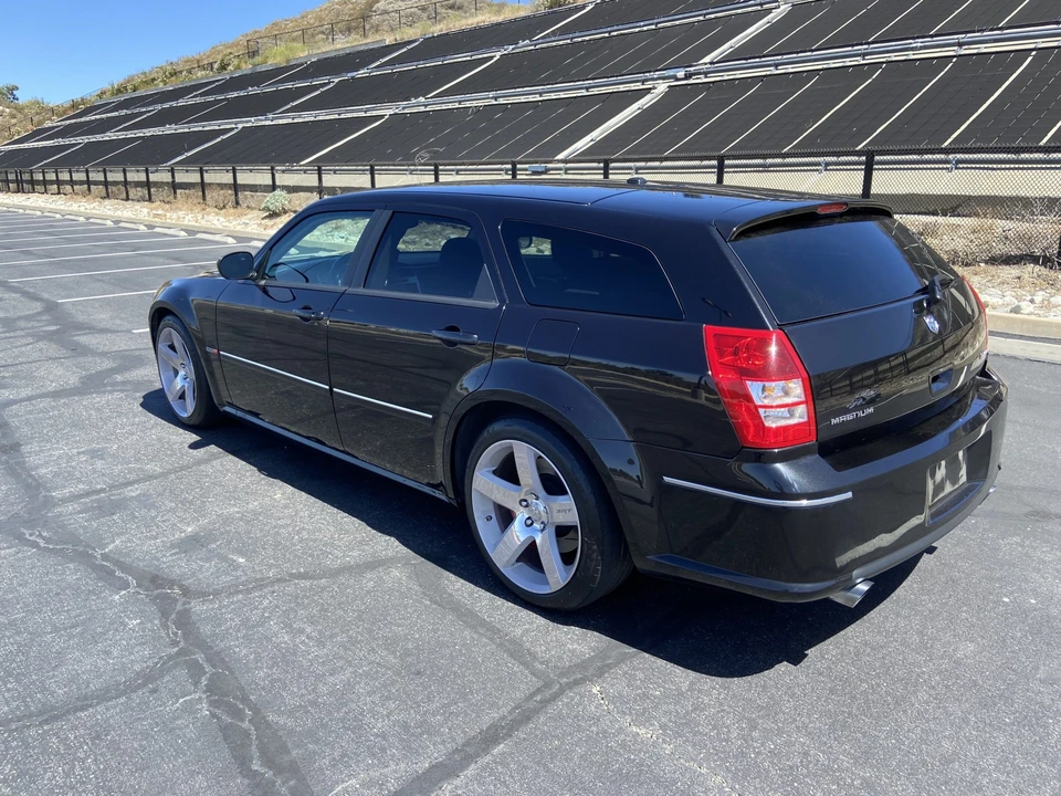 2006 Dodge Magnum SRT8 2nd Gen - Image 4 of 31