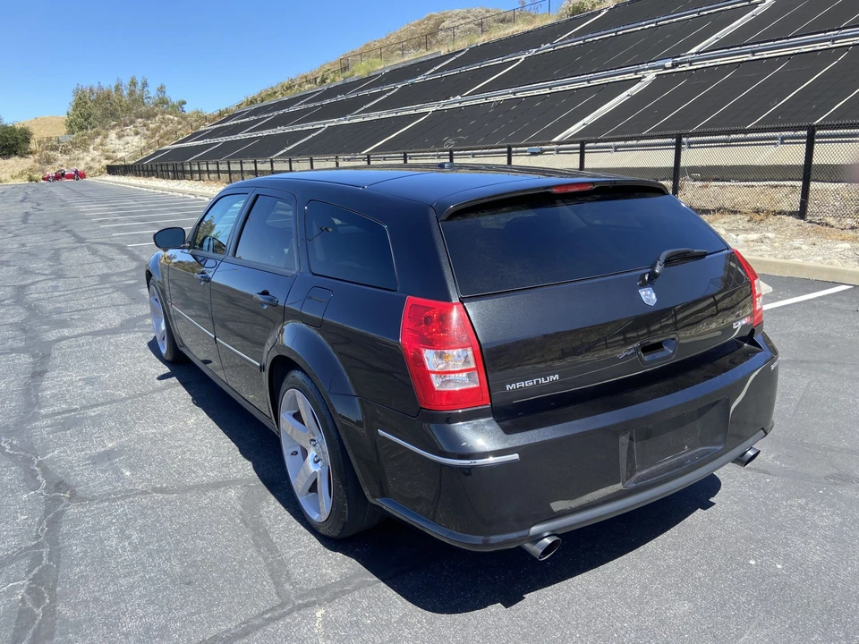 2006 Dodge Magnum SRT8 2nd Gen - Image 5 of 31