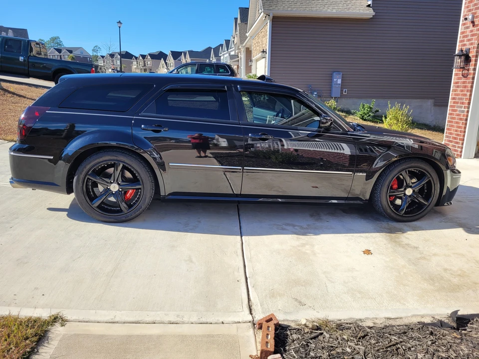 2006 Dodge Magnum SRT8 2nd Gen - Image 15 of 31