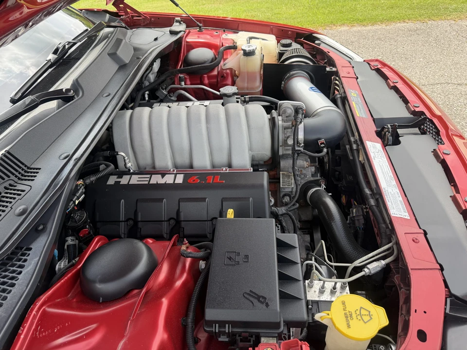 2006 Dodge Magnum SRT8 2nd Gen - Image 14 of 15