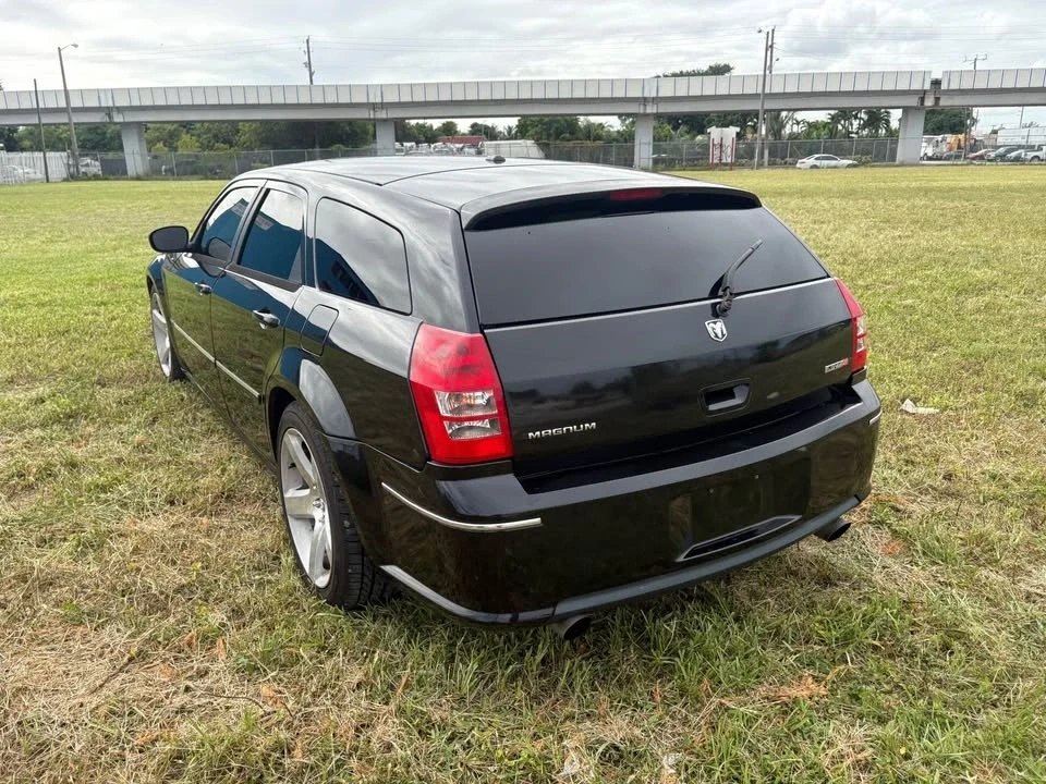 2006 Dodge Magnum SRT8 2nd Gen - Image 4 of 9