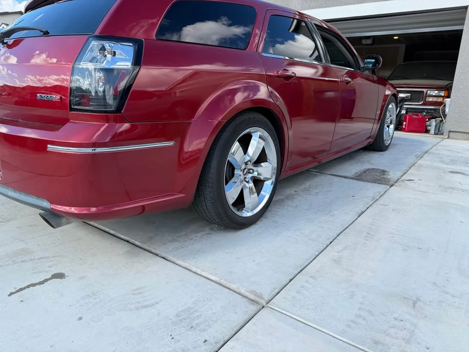 2006 Dodge Magnum SRT8 2nd Gen - Image 3 of 5