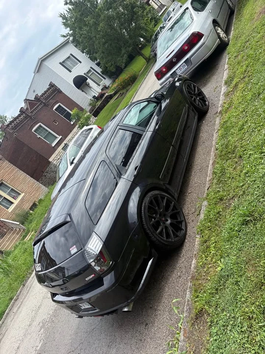 2006 Dodge Magnum SRT8 2nd Gen - Image 2 of 5