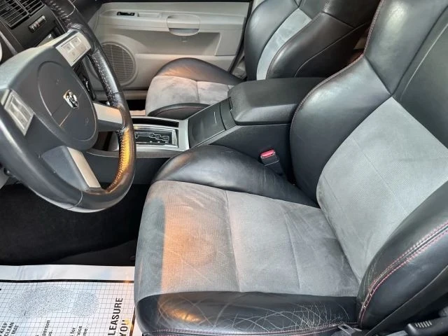 2006 Dodge Magnum SRT8 2nd Gen - Image 12 of 21