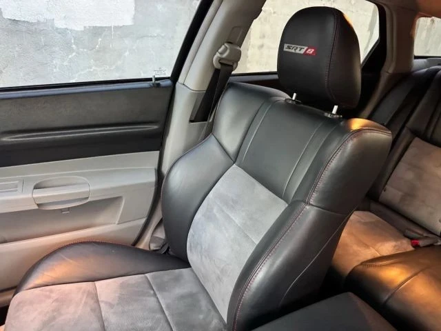 2006 Dodge Magnum SRT8 2nd Gen - Image 15 of 21