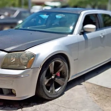 2006 Dodge Magnum SRT8 Sport Wagon 4D