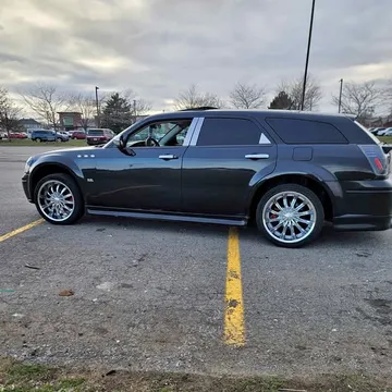 2006 Dodge Magnum SXT Sport Wagon 4D