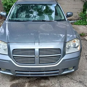 2006 Dodge Magnum SXT Sport Wagon 4D
