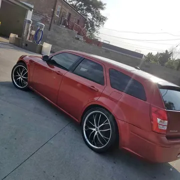 2006 Dodge Magnum SXT Sport Wagon 4D