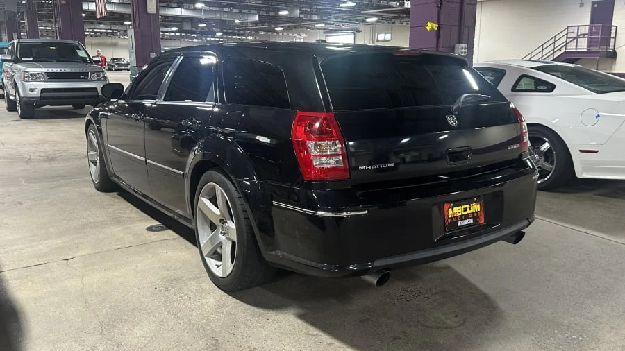 2006 Dodge Magnum 2nd Gen Wagon - Image 7 of 10