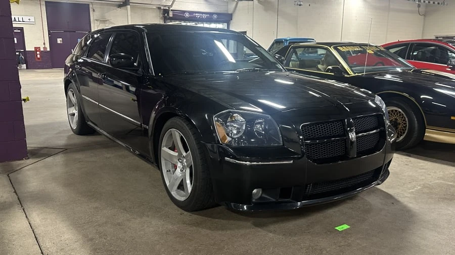 2006 Dodge Magnum 2nd Gen Wagon - Image 6 of 10