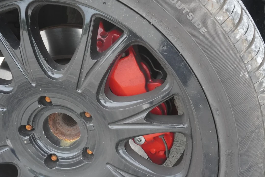 2006 Dodge Viper - Image 16 of 31