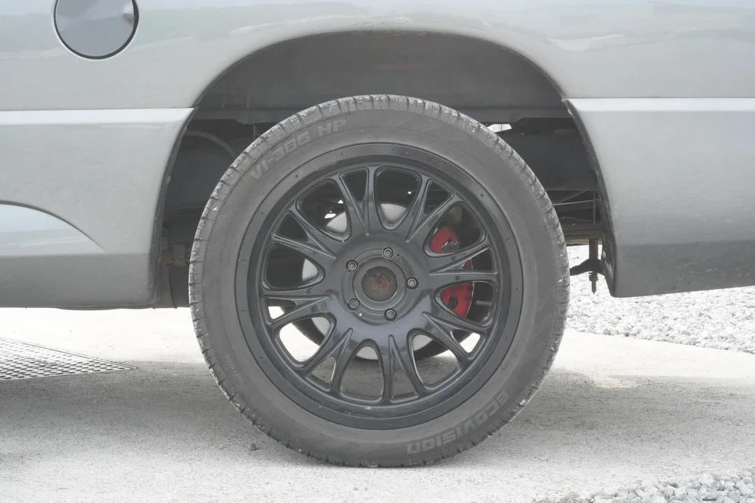 2006 Dodge Viper - Image 18 of 31