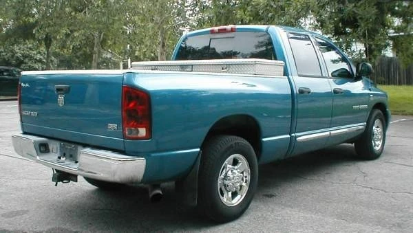2006 Ram Heavy Duty - Image 2 of 11