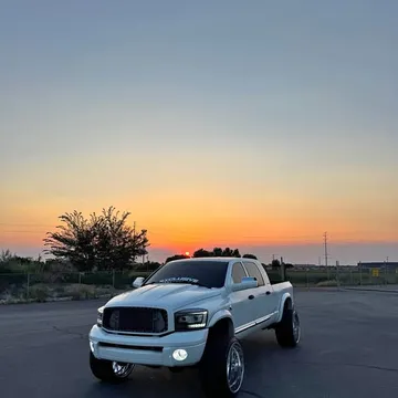 2006 Dodge Ram 2500 Mega Cab Laramie Pickup 4D 6 1/4 ft