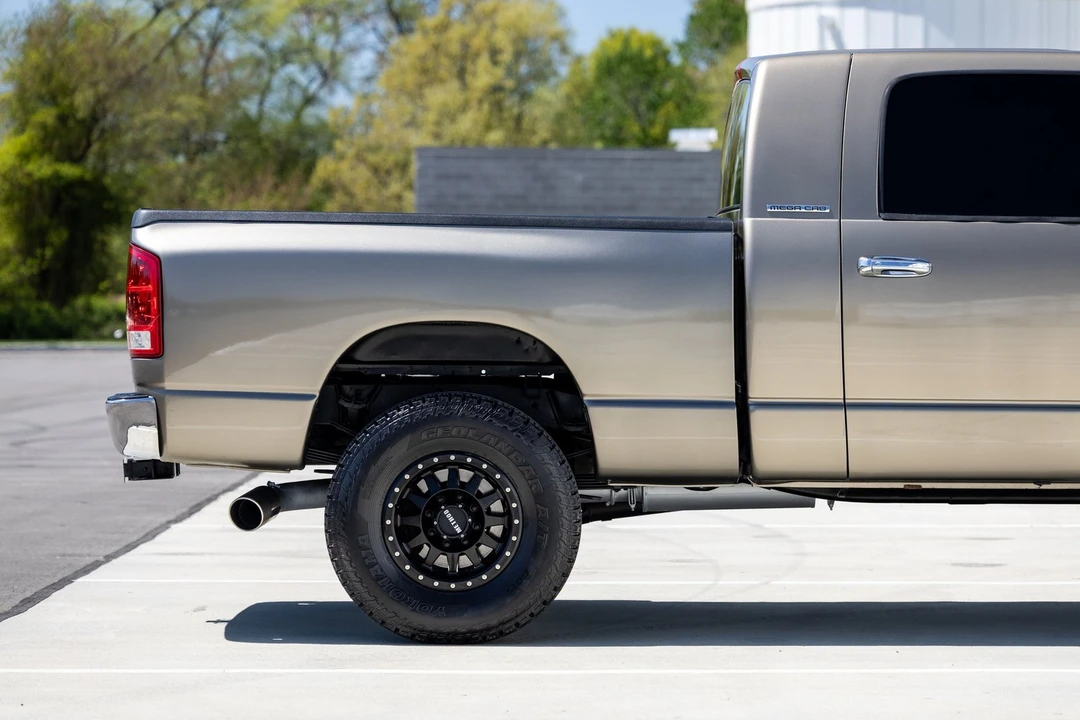 2006 Ram Heavy Duty - Image 16 of 31
