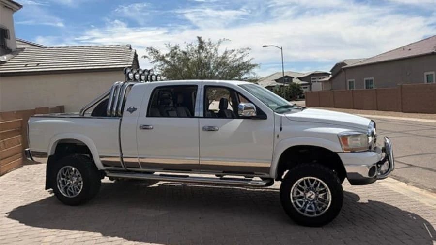 2006 Dodge Ram 3rd Gen - Image 2 of 16