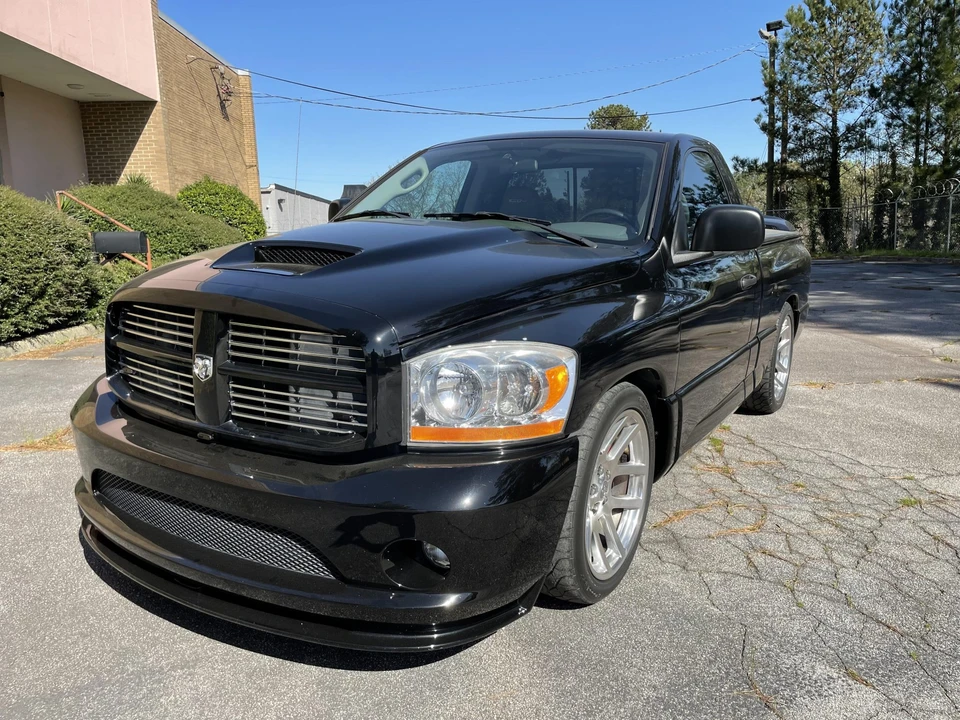 2006 Dodge Ram SRT-10 3rd Gen - Image 2 of 31
