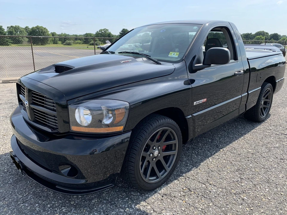 2006 Dodge Ram SRT-10 3rd Gen - Image 4 of 31