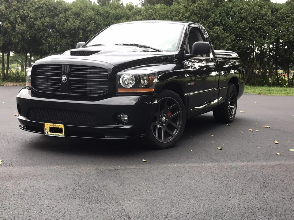 2006 Dodge Ram SRT-10 3rd Gen - Image 2 of 31