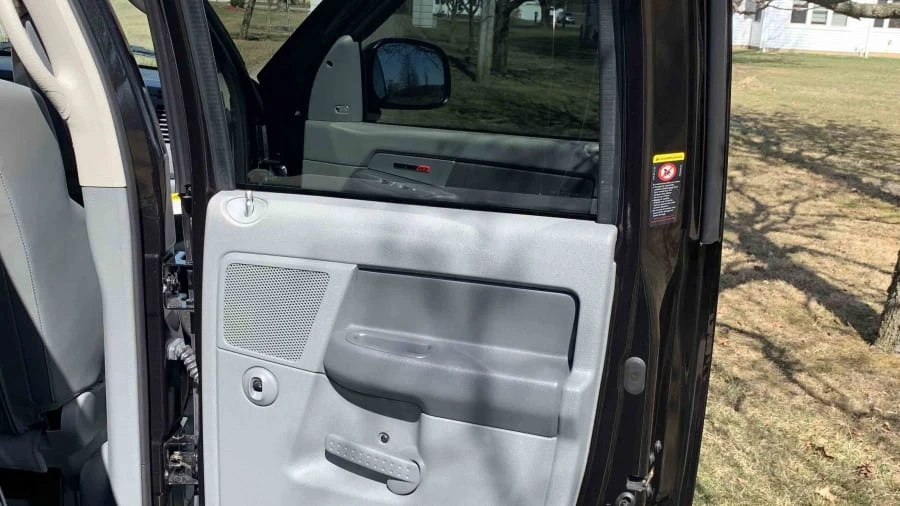 2006 Dodge Ram SRT-10 3rd Gen - Image 28 of 31