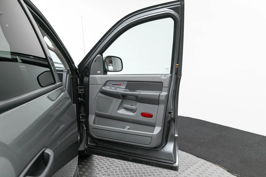 2006 Dodge Ram SRT-10 3rd Gen - Image 11 of 31