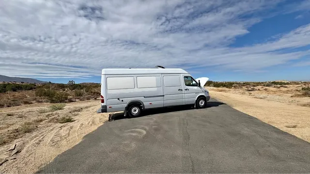 2006 Dodge Sprinter 2500 170Ext