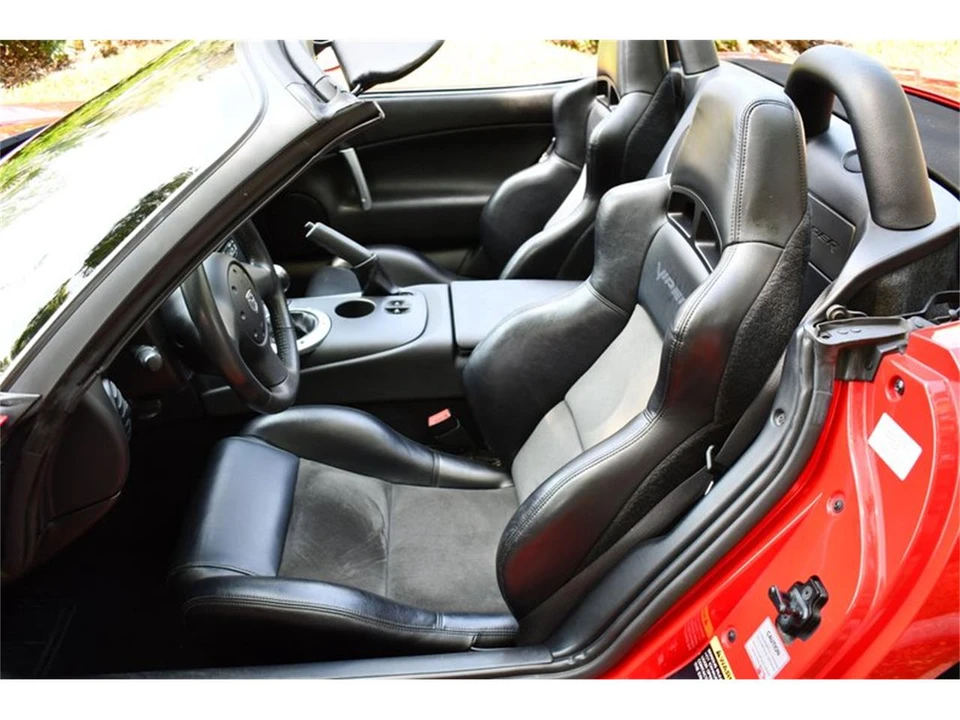 2006 Dodge Viper 3rd Gen - Image 10 of 23