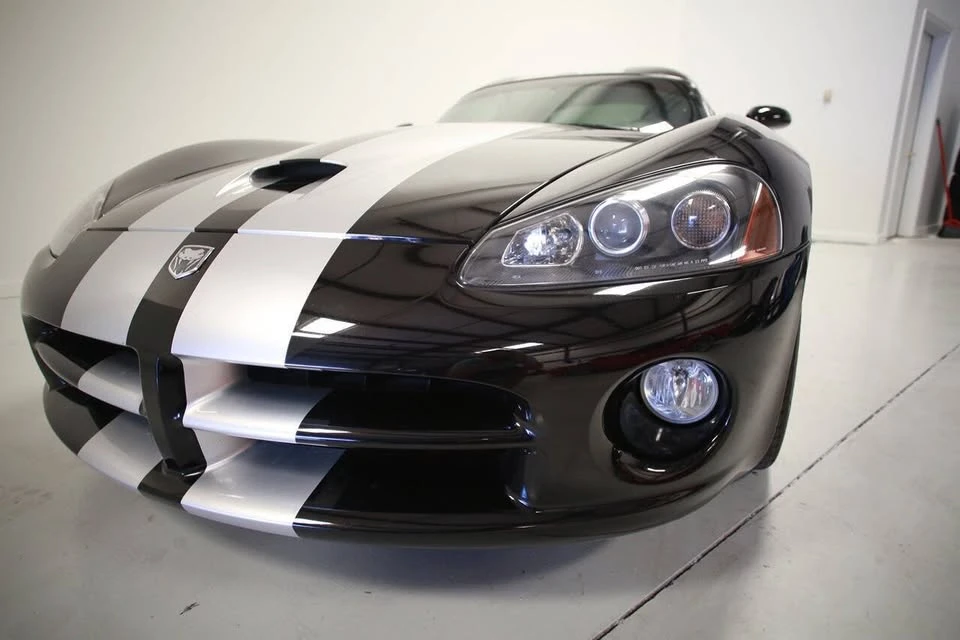 2006 Dodge Viper 3rd Gen - Image 11 of 19