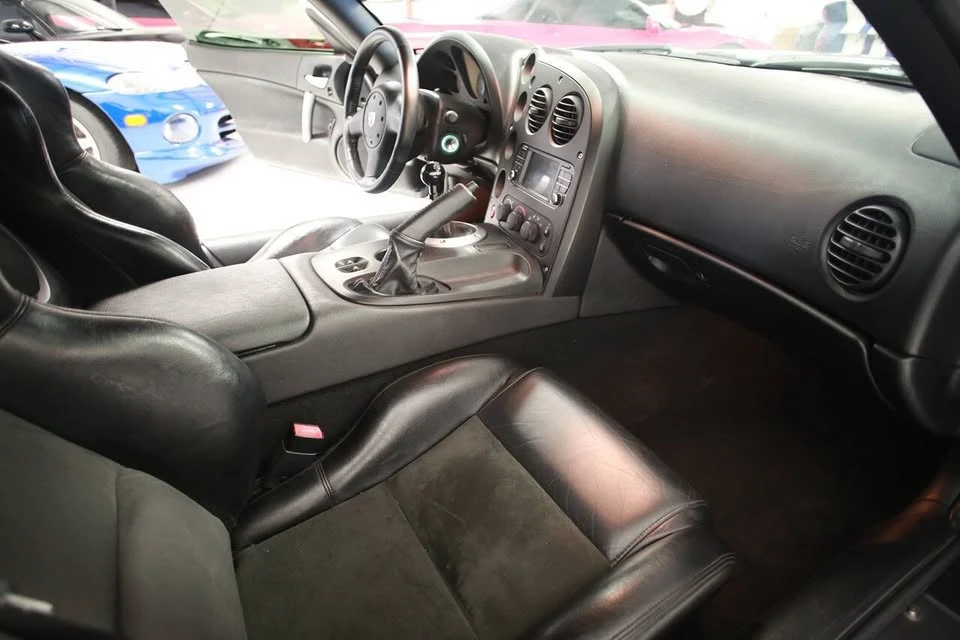 2006 Dodge Viper 3rd Gen - Image 16 of 19