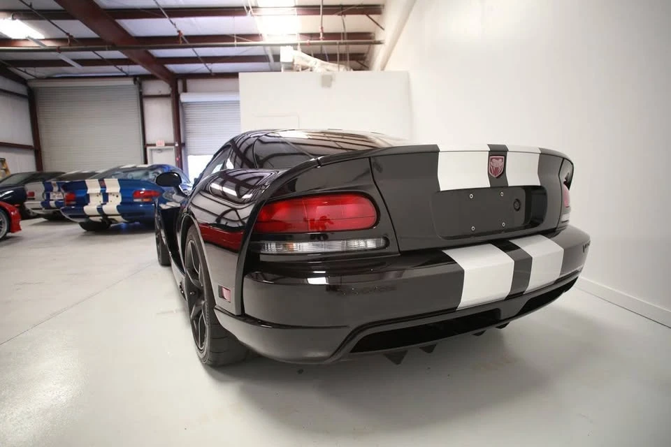 2006 Dodge Viper 3rd Gen - Image 5 of 19