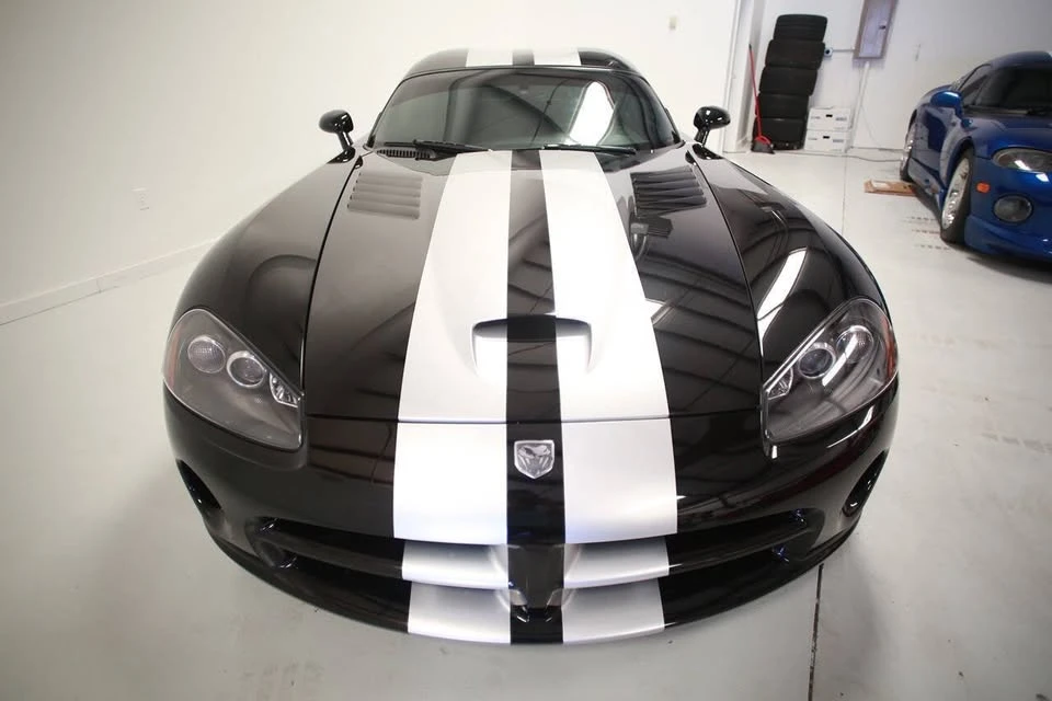 2006 Dodge Viper 3rd Gen - Image 2 of 19