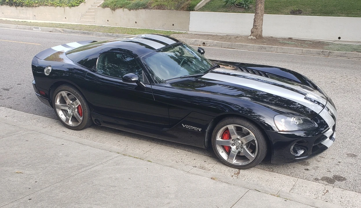 2006 Dodge Viper 3rd Gen - Image 3 of 10