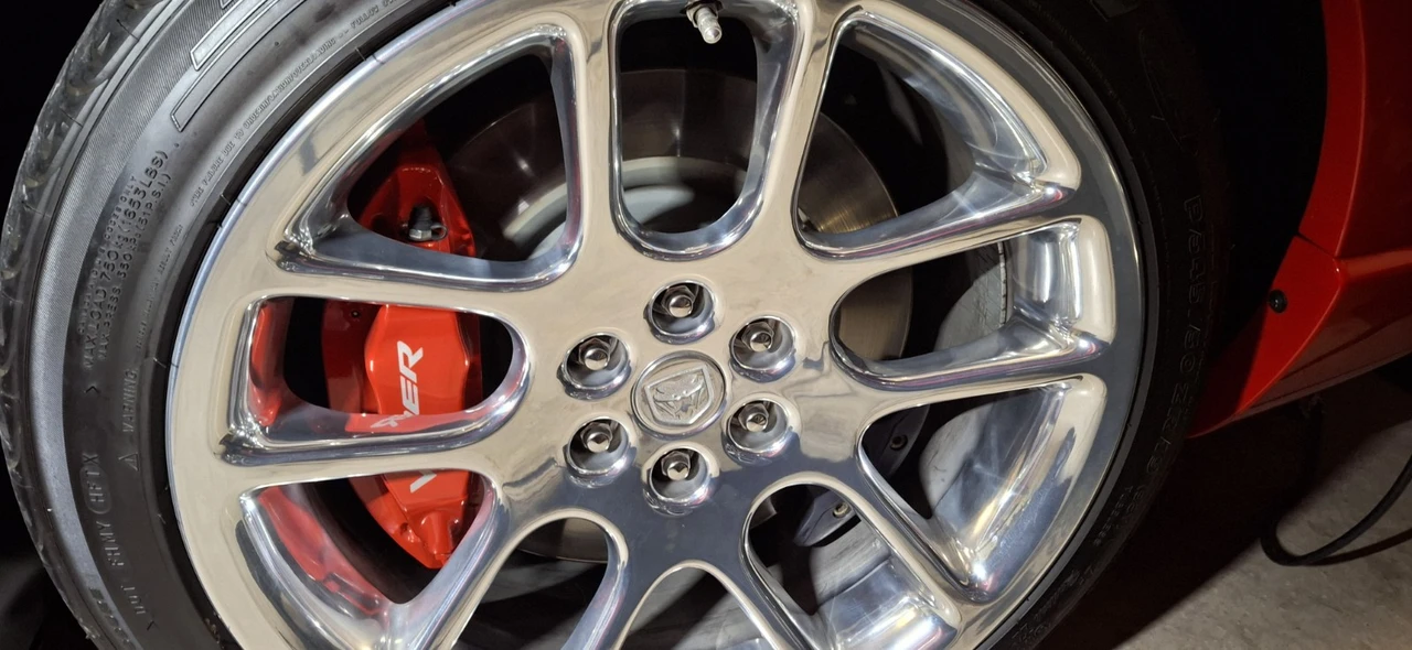 2006 Dodge Viper 4th Gen - Image 16 of 21