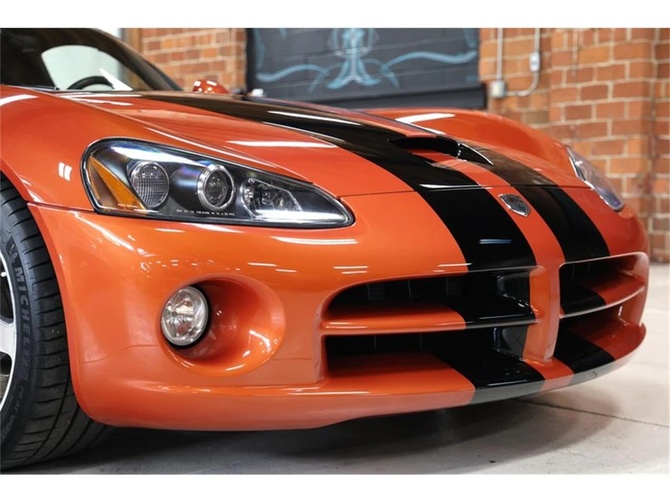 2006 Dodge Viper 3rd Gen - Image 9 of 31