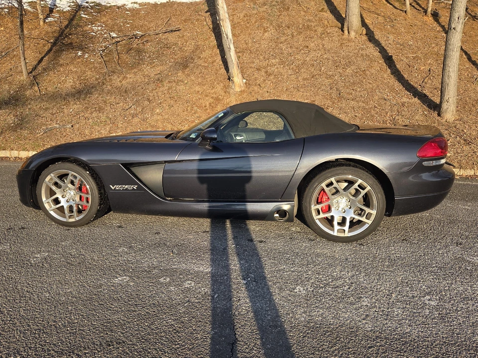 2006 Dodge Viper 3rd Gen - Image 3 of 31