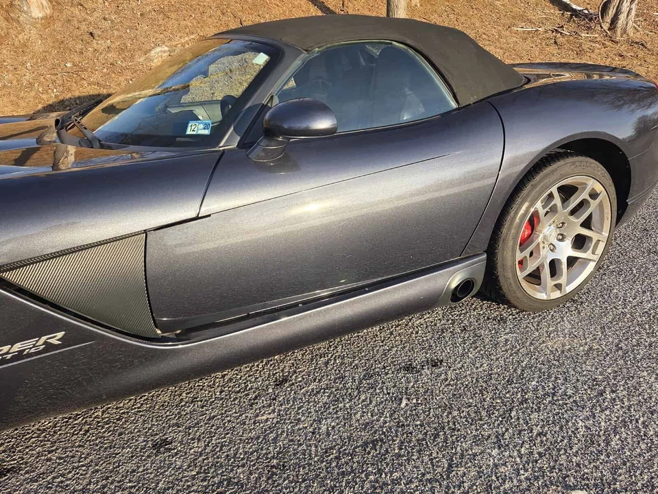 2006 Dodge Viper 3rd Gen - Image 5 of 31
