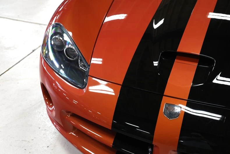 2006 Dodge Viper 3rd Gen - Image 8 of 31